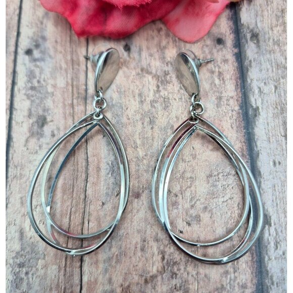 Silver Tone Statement Earrings Drop Dangle Multi Hoop Lightweight 2.5 Inch - Picture 1 of 4